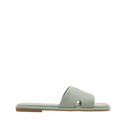Women Recycled Materials of Synthetic Leather Flats