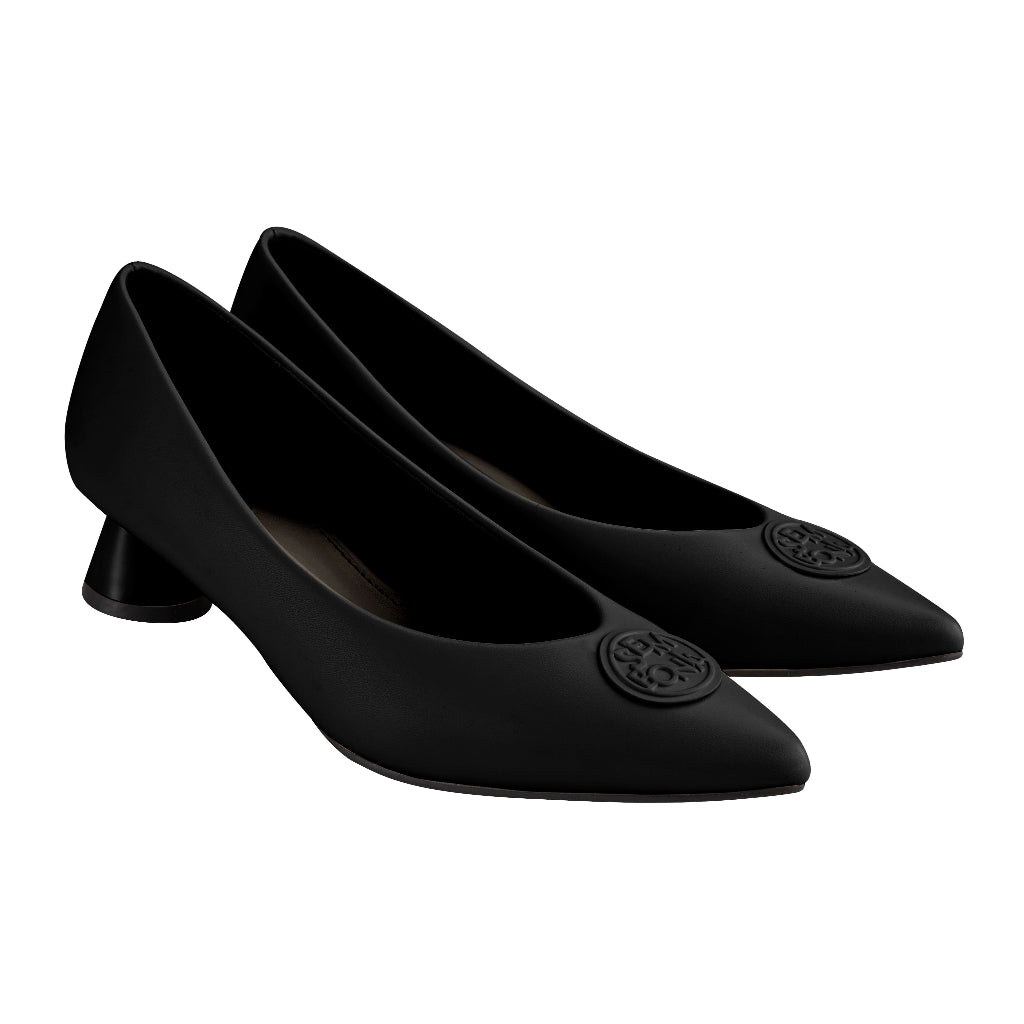 Women Recycled Materials of Synthetic Leather Court