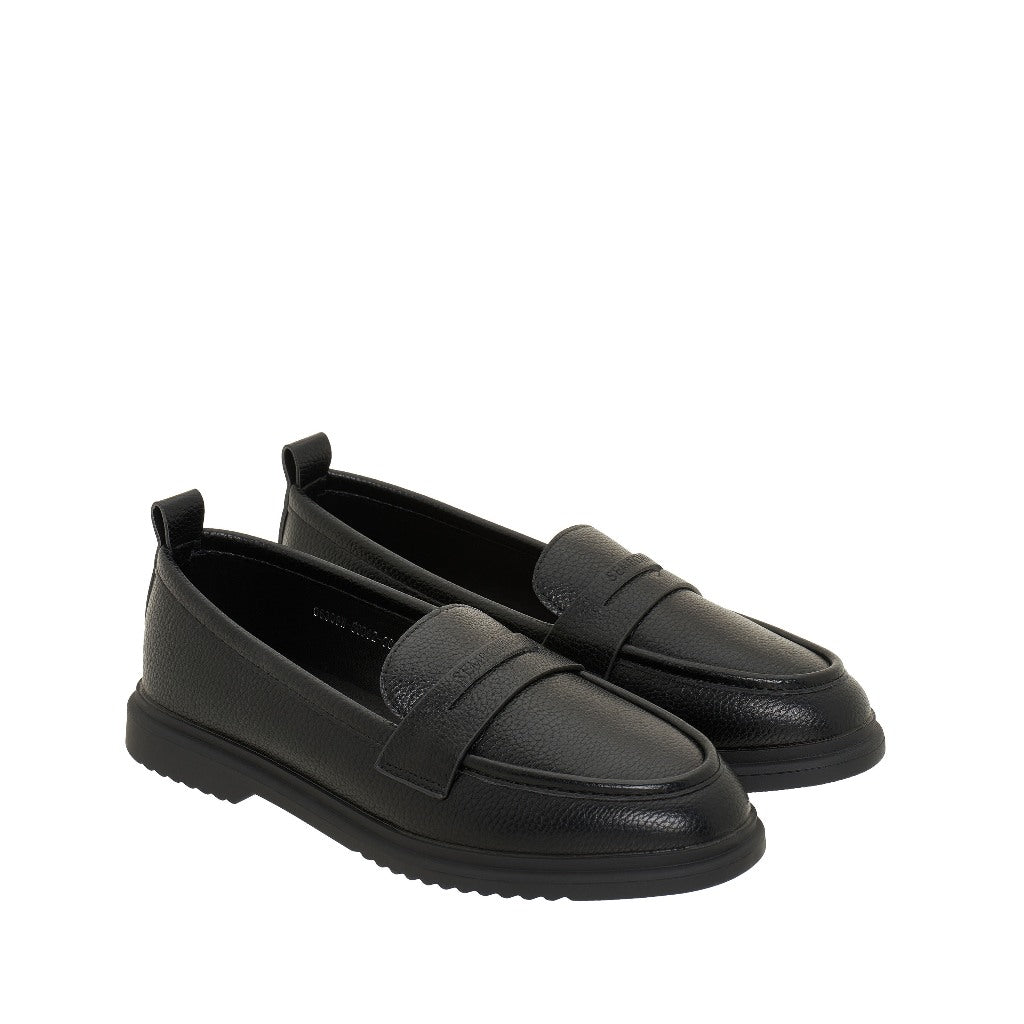 Women Recycled Materials of Synthetic Leather Loafer