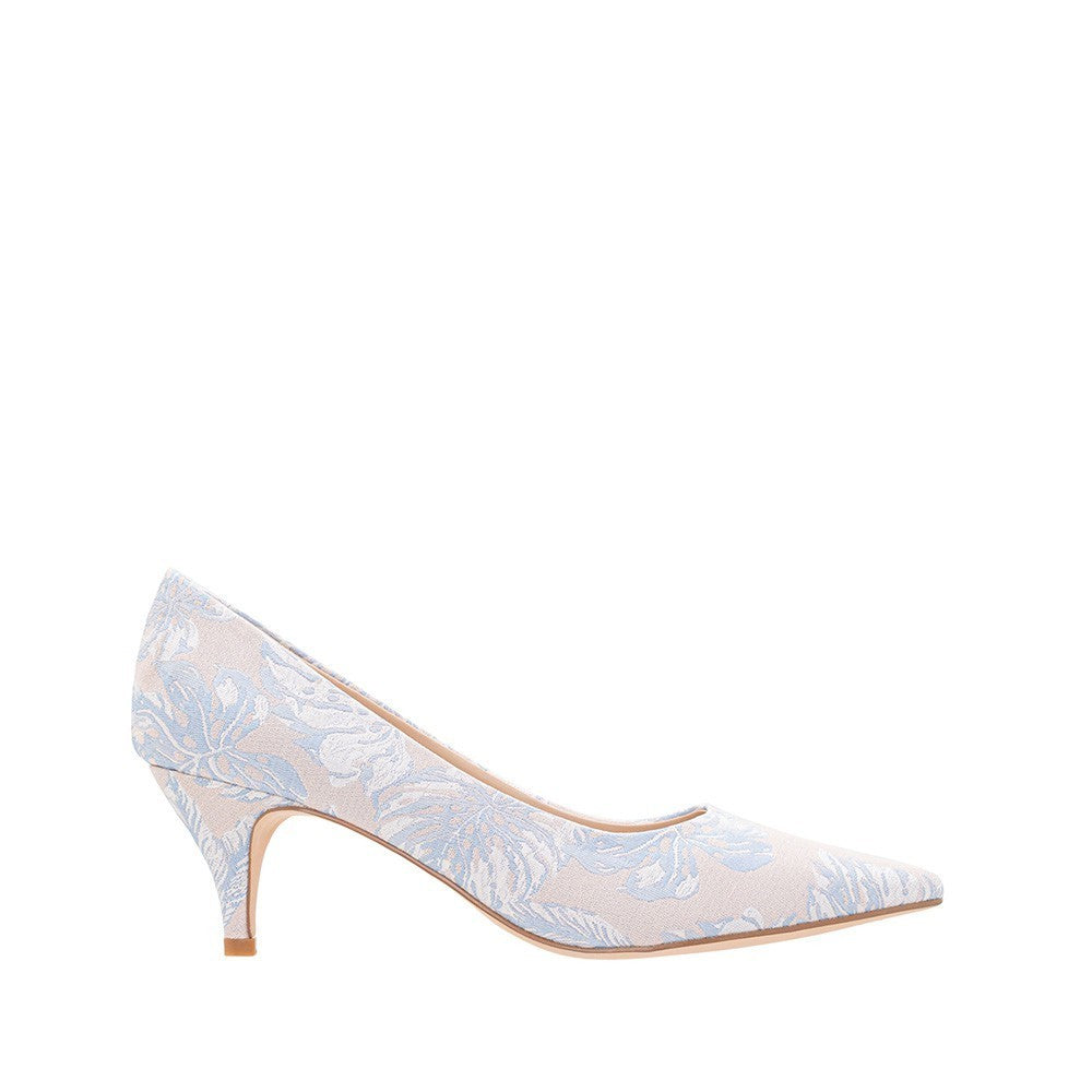 Women Synthetic Leather Court Shoe