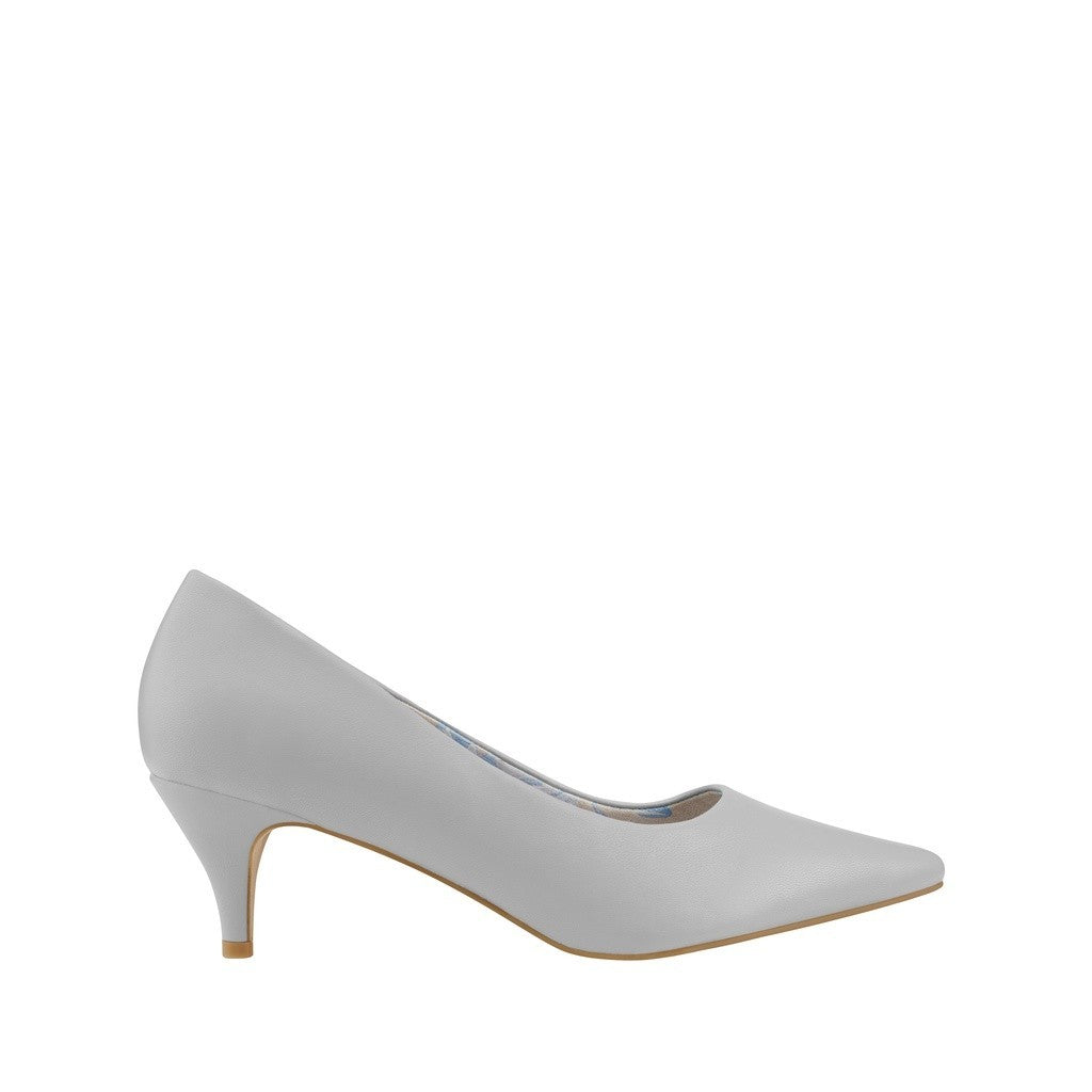 Women Synthetic Leather Court Shoe
